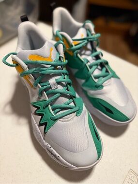 Puma Men’s' White & Green Athletic Shoes